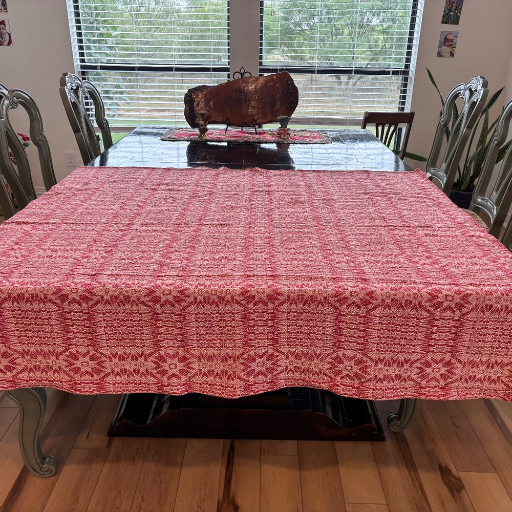 April Cornell Fall/Christmas themed tablecloth